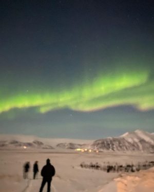 Tom Ellis Instagram - #tbt to shooting in Iceland a month ago. I’ve wanted to see the Northern Lights my whole life and was not disappointed. What A Stunning country ❤️🇮🇸