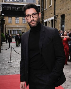 Tom Ellis Instagram - I had a wonderful time last night at the @bafta television craft awards. Thank you @bafta for inviting me to present the award for director/fiction which was won by William Stefan for Top Boy. It was an honor to be surrounded by the people who make what we do possible. Congratulations to all the nominees 🙌🏼🙌🏼🙌🏼🙌🏼🙌🏼🙌🏼🙌🏼🙌🏼

Styling @gracegilfeather 
Look @boss 
Shoes @louboutinworld 
Glasses @garrettleight 
Grooming @rosiemcginnmakeup 

#baftatelevisioncraftawards2023