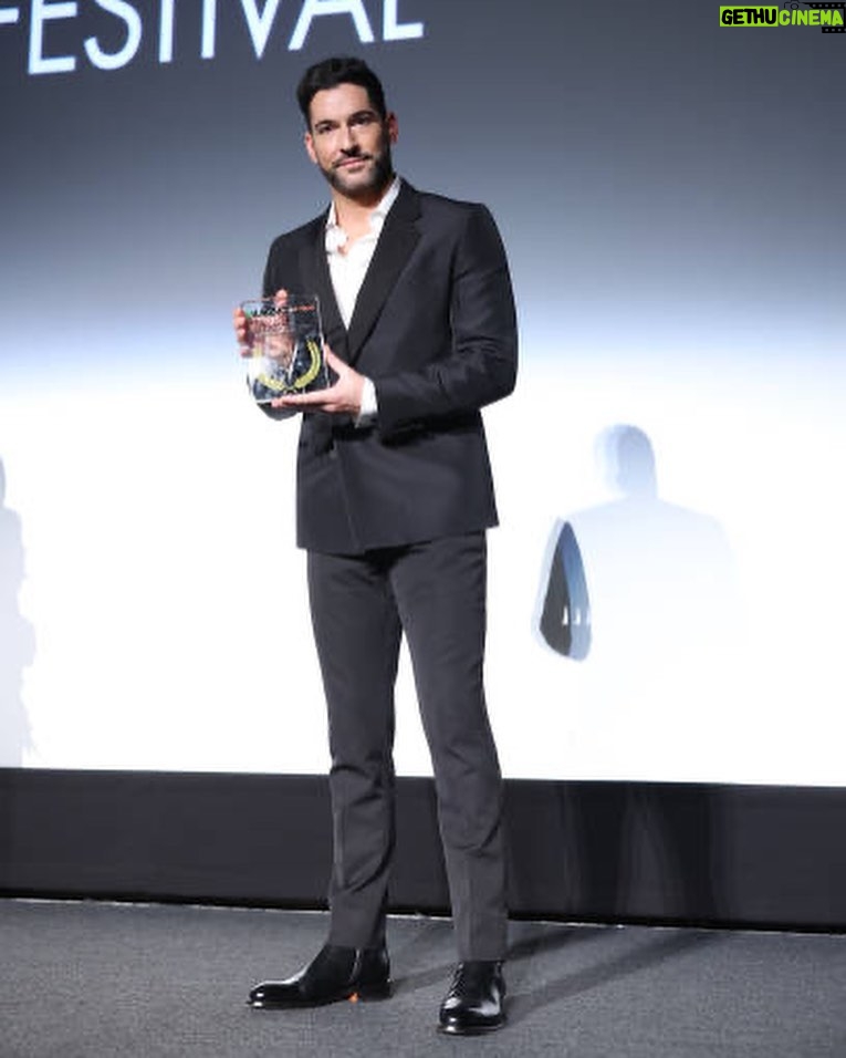 Tom Ellis Instagram - Thank you so much @filmingitalylosangeles for my Best Actor award!!!!! @moppyoppenheimer and I had a wonderful time last night and it was an honor to be recognized by such a prestigious group. Special thanks to @tizianarocca @dunhill @santoniofficial @lachambrehq @joannapford @personalpruk #filmingitalylosangeles