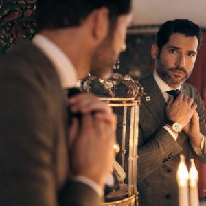 Tom Ellis Instagram - Loved this shoot for @therake 

Working alongside this brilliant team 🔥 
Photographed by @charliegraystudio 
Fashion direction by @gracegilfeather
Photography assistant @kanehulse
Styling assistant @veronicavpc
Grooming by @ewtmakeup
PR @personalpruk 
Thanks to @thedorchester