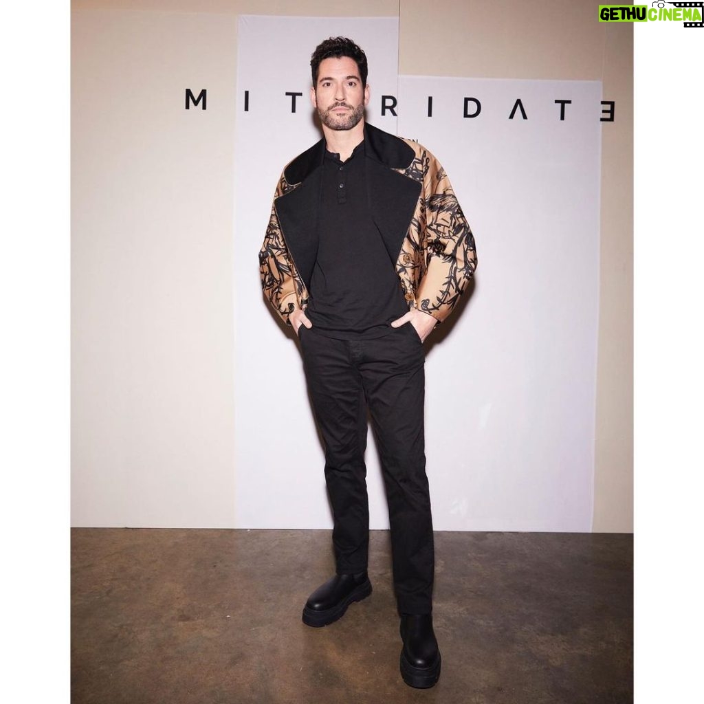 Tom Ellis Instagram - Had a blast at the @mithridate.official fashion show last night. Big thank you to @gracegillfeather for the look and @michelebaylis_ for the grooming and @cp_concept for organizing everything #ad #lfw
