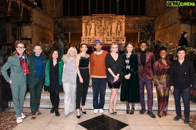 Tom Fletcher Instagram - Last night, @mrsgifletcher had the honour of reading at the @_place2be Christmas Carol concert. Itβs such an incredible charity and the work they do really resonated with us as parents. A lovely evening with brilliant company, all for a great cause. ππ