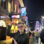 Tom Fletcher Instagram - What an amazing night. An evening with the one and only @tomhanks, an incredible early Christmas present from my wife (nailed it!🎁). So interesting hearing him speak about his films, acting, and his new book. To make what was already destined to be a brilliant night even better, it was hosted by another absolute legend - hannah_waddingham. I mean, it doesn’t get better than that. Thanks @mrsgifletcher X