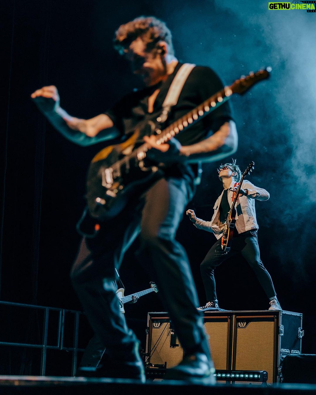 Tom Fletcher Instagram - Dublin, that was super fun. Sorry it took us a while to get back to you! 🤘 📸 @deansherwood