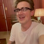 Tom Fletcher Instagram - I knew it! All GDs knew it too. We’ve known for 21 years and now everyone else does too - @dannyjonesofficial AKA Piranha @maskedsingeruk has one of THE BEST voices of all time. 🐟🎣🤘