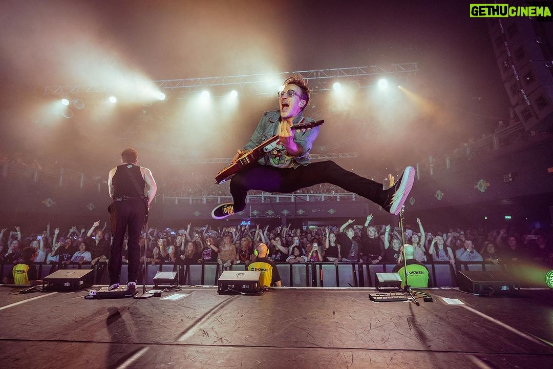 Tom Fletcher Instagram - Had an awesome time in Birmingham. Thanks for having us. 📸 @deansherwood