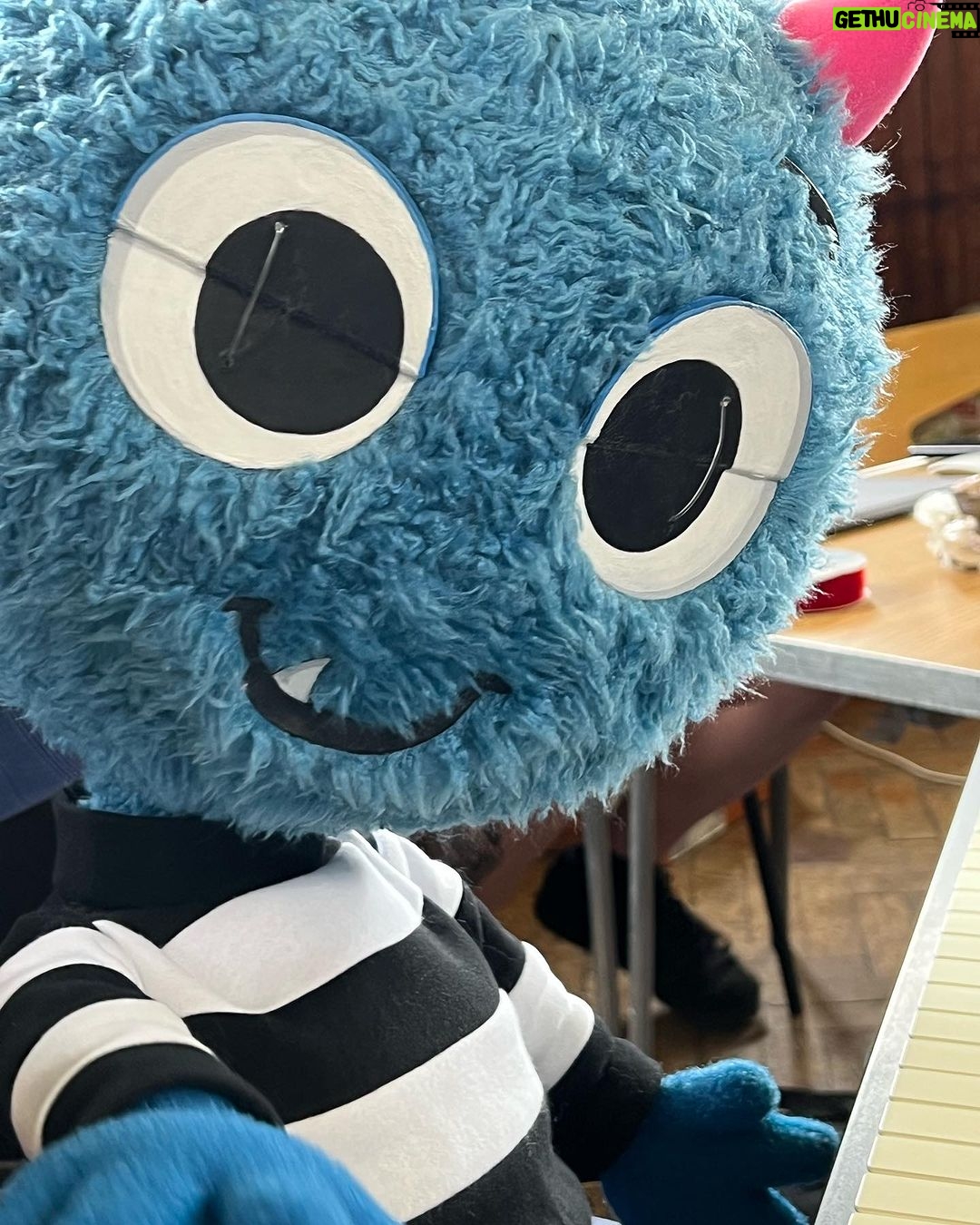 Tom Fletcher Instagram - Had such an awesome day at the first read through of There’s A Monster In Your Show. Not long to go until you can see it LIVE ON STAGE in a theatre NEAR YOU! Tickets at the link in my bio: monsterinyourshow.com