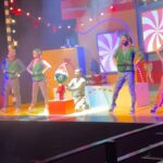Tom Fletcher Instagram - Loved seeing the Christmas version of There’s A Monster In Your Show today with the kids. 😍 #monsterinyourshow @meiworldwide