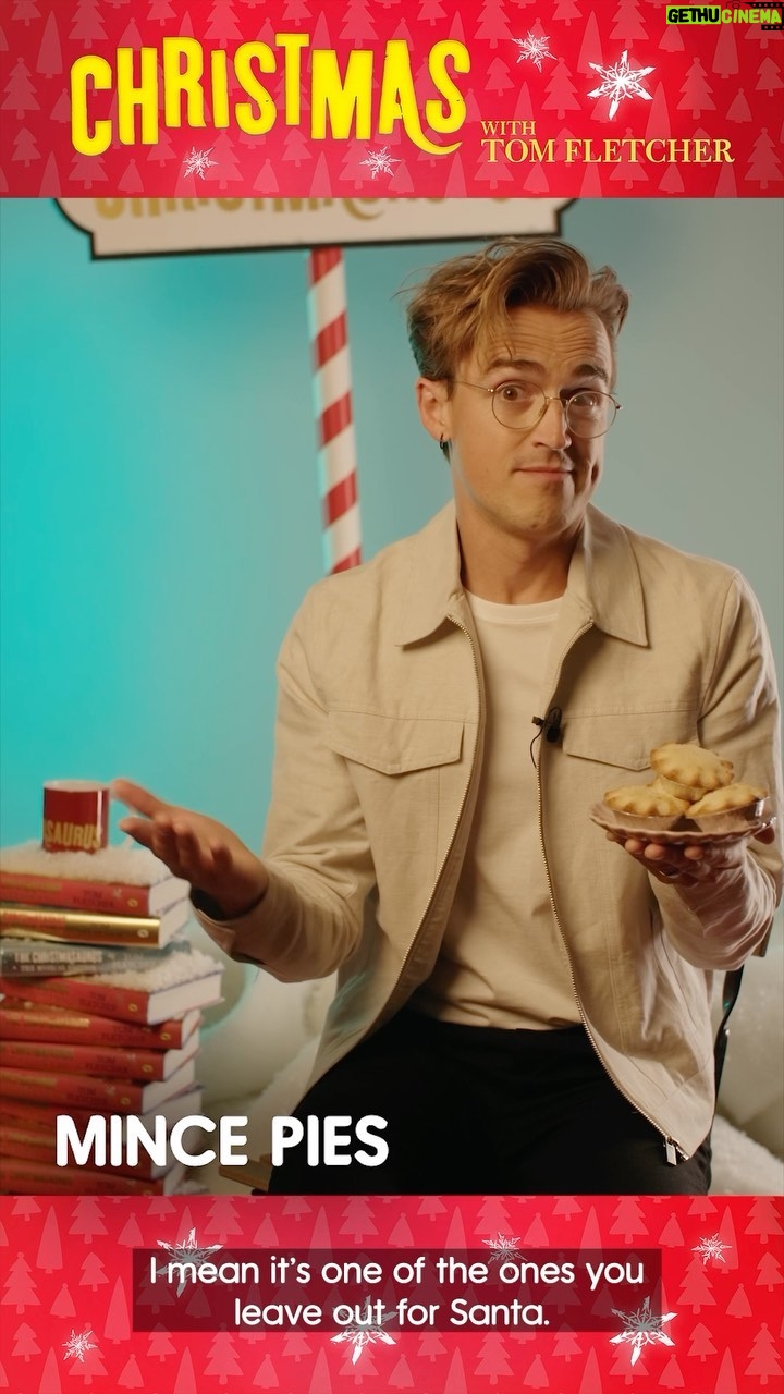 Tom Fletcher Instagram - The elves at @puffinbooksuk gave me what is possible the most important jobs in the history of important jobs! Let me know what you think in the comments 🤔🎄