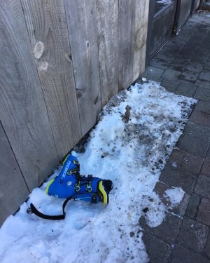 Tom Hanks Instagram - Ski boot rentals Half Off!  Hanx.