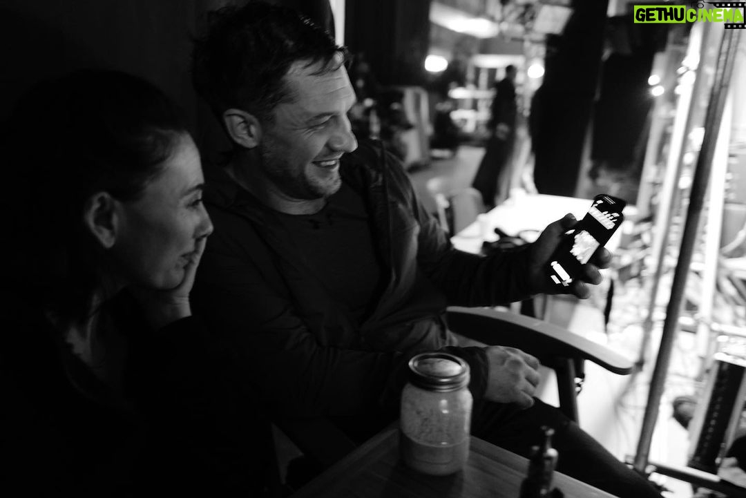 Tom Hardy - 326.5K Likes -