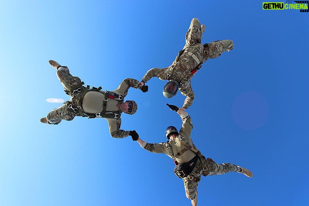 Tom Hardy Instagram - Shout out - to all The team members Pararescuemen, Combat controllers, tactical air control party and Special ops weather team operators. 350 special warfare training squadron and all @ Special Warfare Training Wing. π―π€πΌπΊπΈπ ππππ much love and respect