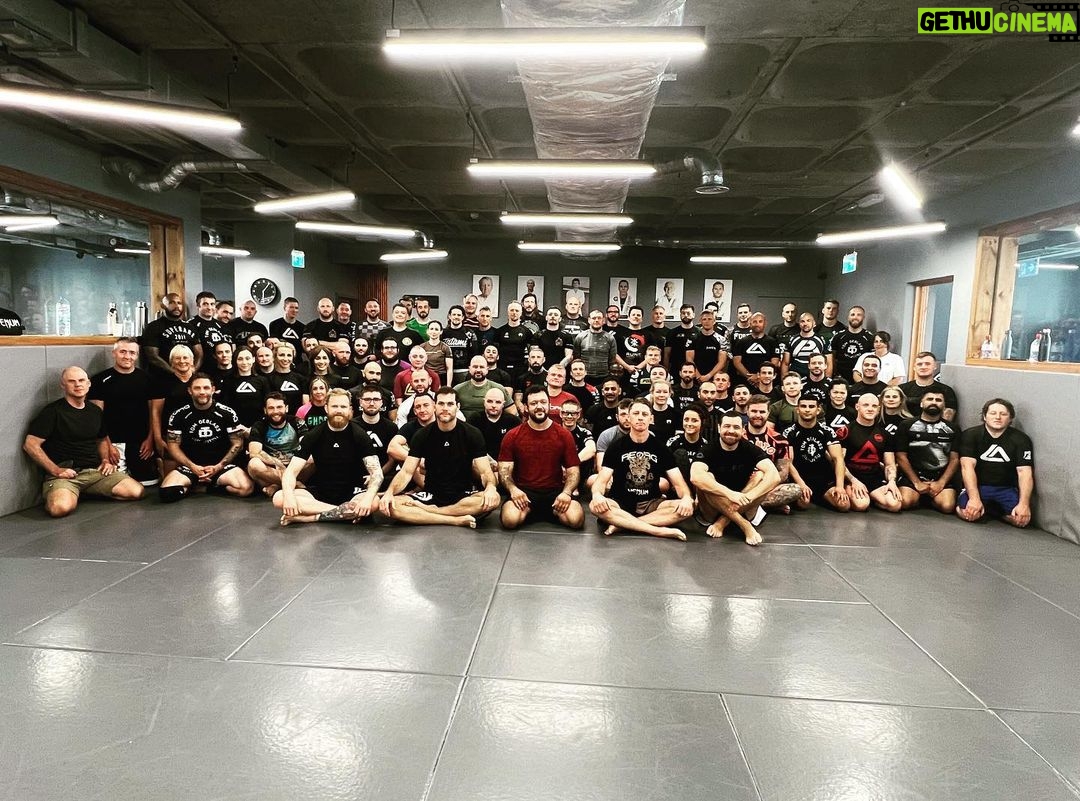 Tom Hardy Instagram - Thankyou @tomdeblass @rogergracie @rogergracieacademy and @reorgcharity @tatamifightwear for a great seminar Thankyou. β€οΈππΌππΌππΌ