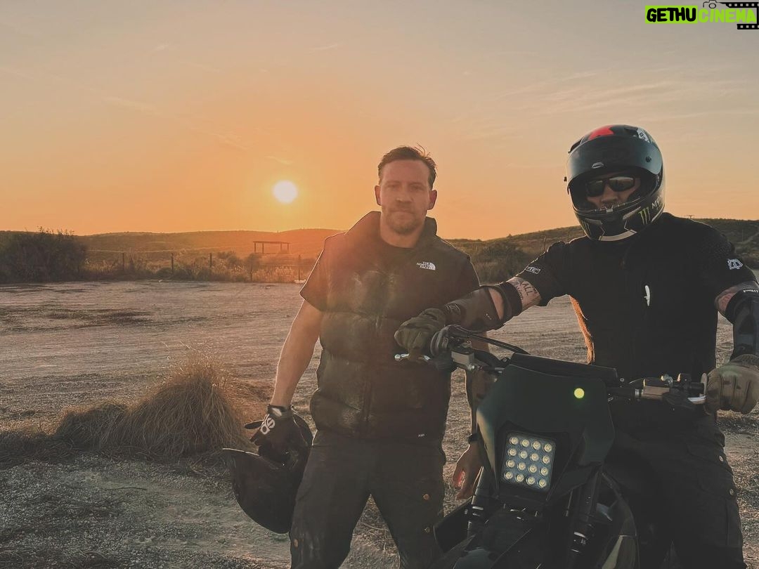 Tom Hardy - 261.8K Likes - V3 Spain 2024 @jaketomuri 🇪🇸 ♠️☀️ 🌅🏍️ 💨