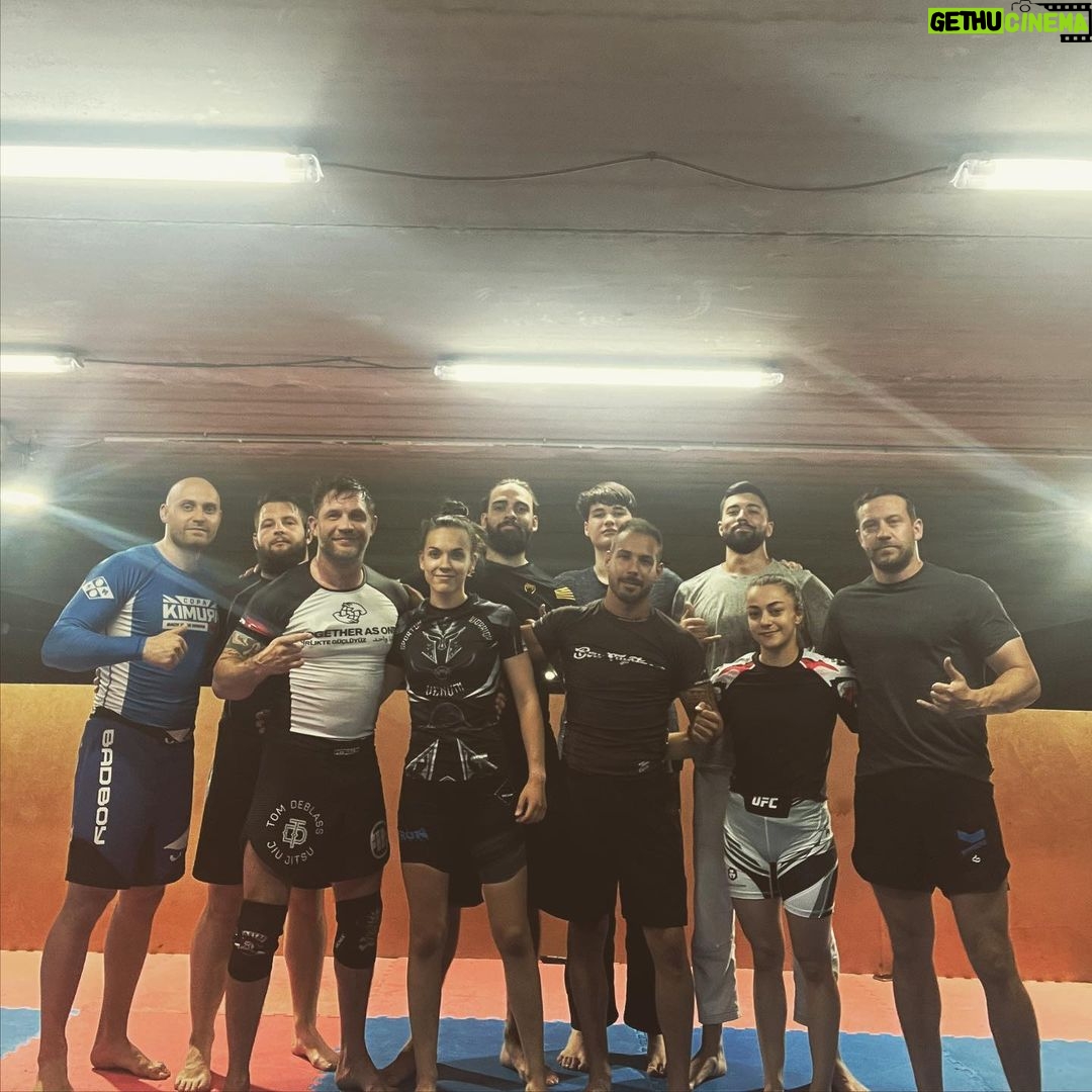 Tom Hardy Instagram - Thankyou @dayronclub BJJ