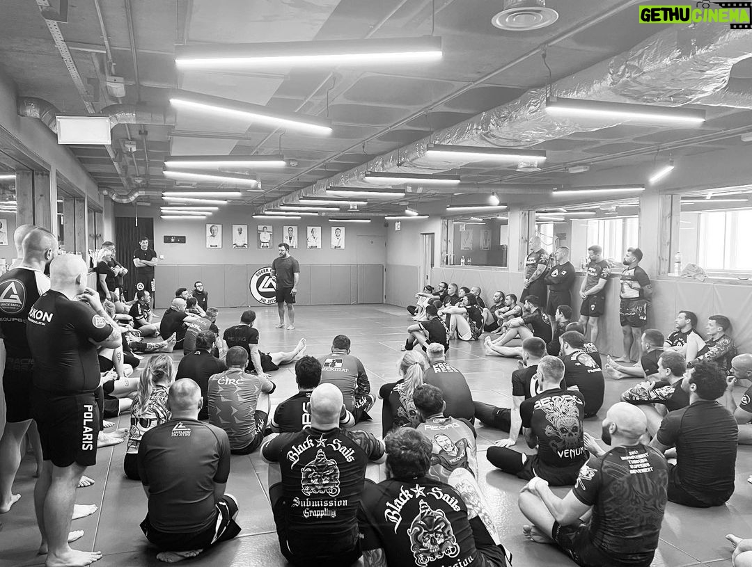 Tom Hardy Instagram - Thankyou @tomdeblass @rogergracie @rogergracieacademy and @reorgcharity @tatamifightwear for a great seminar Thankyou. β€οΈππΌππΌππΌ