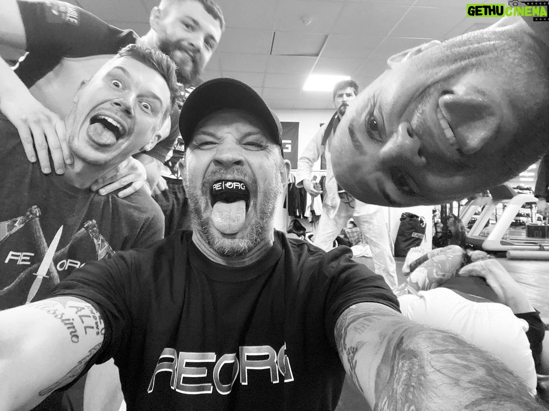 Tom Hardy - 367.3K Likes - @reorgcharity 💯 👊🏻💥