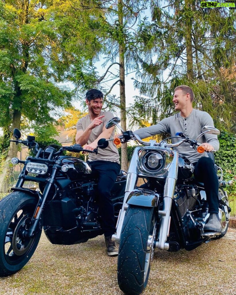 Tom Hopper Instagram - One of the best things about riding motorcycles, is experiencing those thrills and adventures with others. But it’s even sweeter when you get to do it with your nearest and dearest. Every time myself and my older brother @choppshopps get to be in the same country, even for just a little while, it’s a must to get our hands on a couple of iron horses and saddle up 😎💪🏼 Thanks @harleydavidson_uk The SportsterS and Fatboy did us proud 🙌🏼