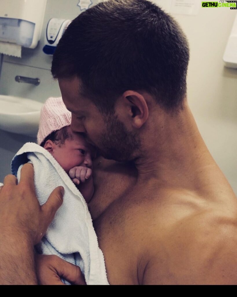 Tom Hopper Instagram - Happy 3rd Birthday to our little bundle of happiness that is our Truly Hopper. Truly you bring us so much joy every single day since you arrived in our lives 3 years ago. I’ll never forget having to finish shooting a certain bowling alley scene from season 1 of Umbrella Academy to make it home for your birth. Luckily for me, @laurahopperhops did an incredible job of keeping you warm until I could be home and watch you enter this world. That first skin on skin cuddle will be with me forever. Never change kiddo, you are Truly Scrumptious 🥰