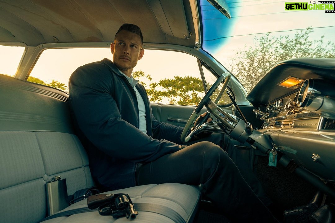 Tom Hopper Instagram - July 31st....the fam is back @umbrellaacad @netflix