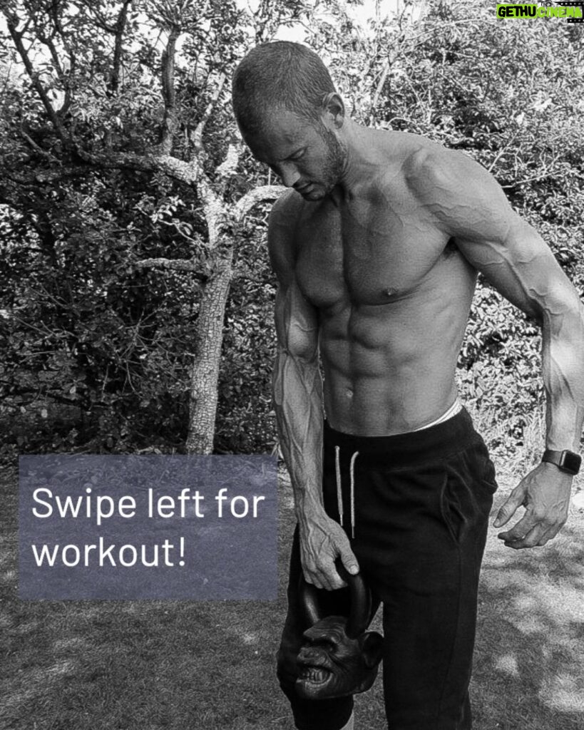 Tom Hopper Instagram - #WORKOUTWEDNESDAY This is a fun one for virtually everyone to get involved! Check my story for our first round. @laurahopperhops is the doing modified version!👍🏼