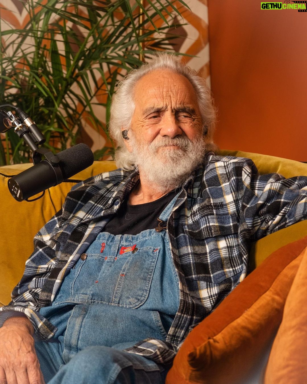 Tommy Chong Instagram - When you hear someone who doesn’t know what they’re talking about is starting a podcast and that someone is you #thechongshow