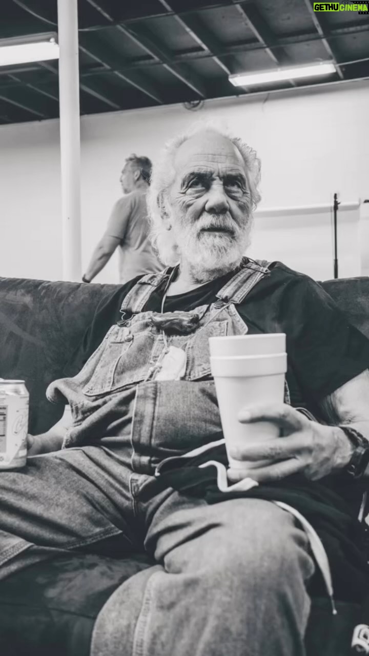 Tommy Chong Instagram - Me and @cheechmarin we ain’t trippin’, I’m figure flippin’ and Highball sippin’ #highanddry #sipinslowmotion