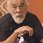 Tommy Chong Instagram - Wake n’ Bake with @heytommychong 🍃 Full video available on Bowlmates.com, man ✌🏼