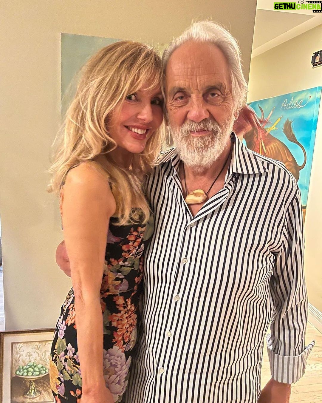 Tommy Chong Instagram - Have a stoney week 😄🍃