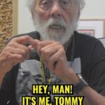 Tommy Chong Instagram - Have you heard? We’re going to be at Liquor Junction in Reading, MA on November 10th from 5-7 PM doing a meet-and-greet! The first 200 people in line who buy a pack of High & Dry get to meet us and a signed Bostoner poster! See you there, man ✌️ 🍃
