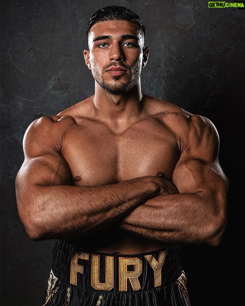 Tommy Fury Instagram - 18 days to go💣🇺🇸… Cleveland, Ohio