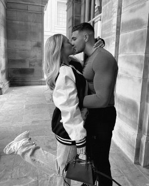 Tommy Fury Instagram - 2 years down, forever to go🖤