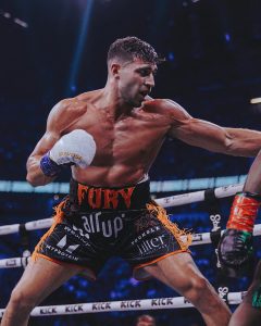 Tommy Fury Instagram - 10-0. Thank you Manchester, my home town and my people… I had chills walking into that arena last night. An evening I will never forget. Glory to God always🙏🏼🤍 Manchester, United Kingdom