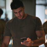 Tommy Fury Instagram - Out and about🤳🏼 @youngla ad