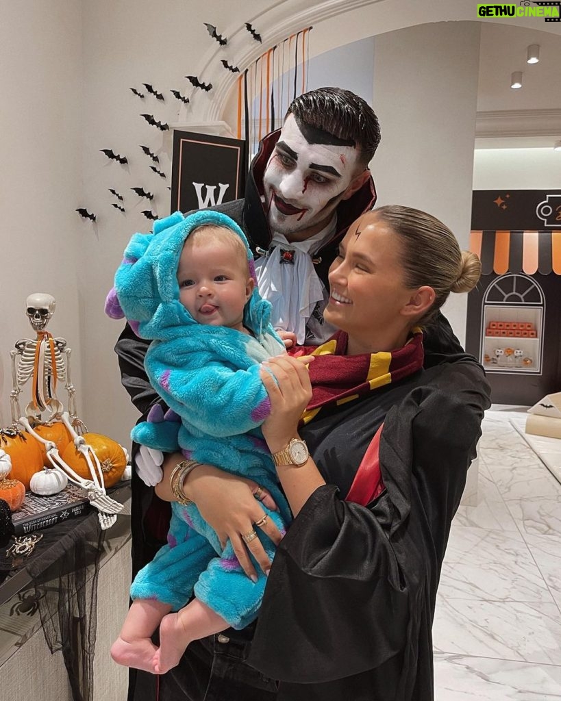 Tommy Fury Instagram - Best day of the year. Happy Halloween!!!🎃🧛🏻
