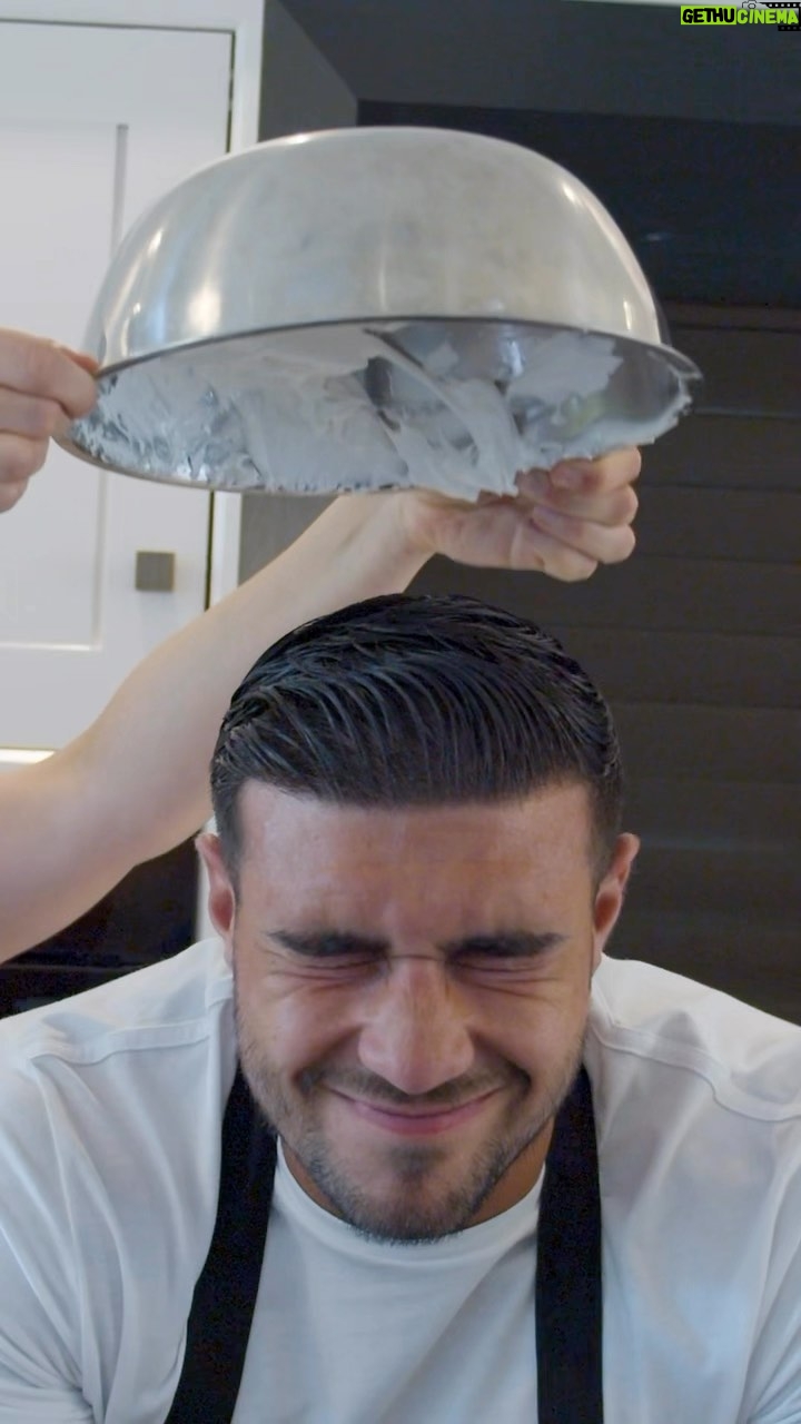 Tommy Fury Instagram - Round 2 @marksandspencerfood LET’S GO🥊 After demolishing a steak sandwich, this week I was tasked with taking on the British classic of Eton mess using only the best @marksandspencerfood products. 🍓 How do you think I did? #AD #thisisnotjust #foodvsfury