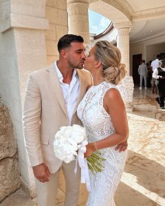 Tommy Fury Instagram - A special day celebrating special people♾️ Sandy Lane Hotel Barbados