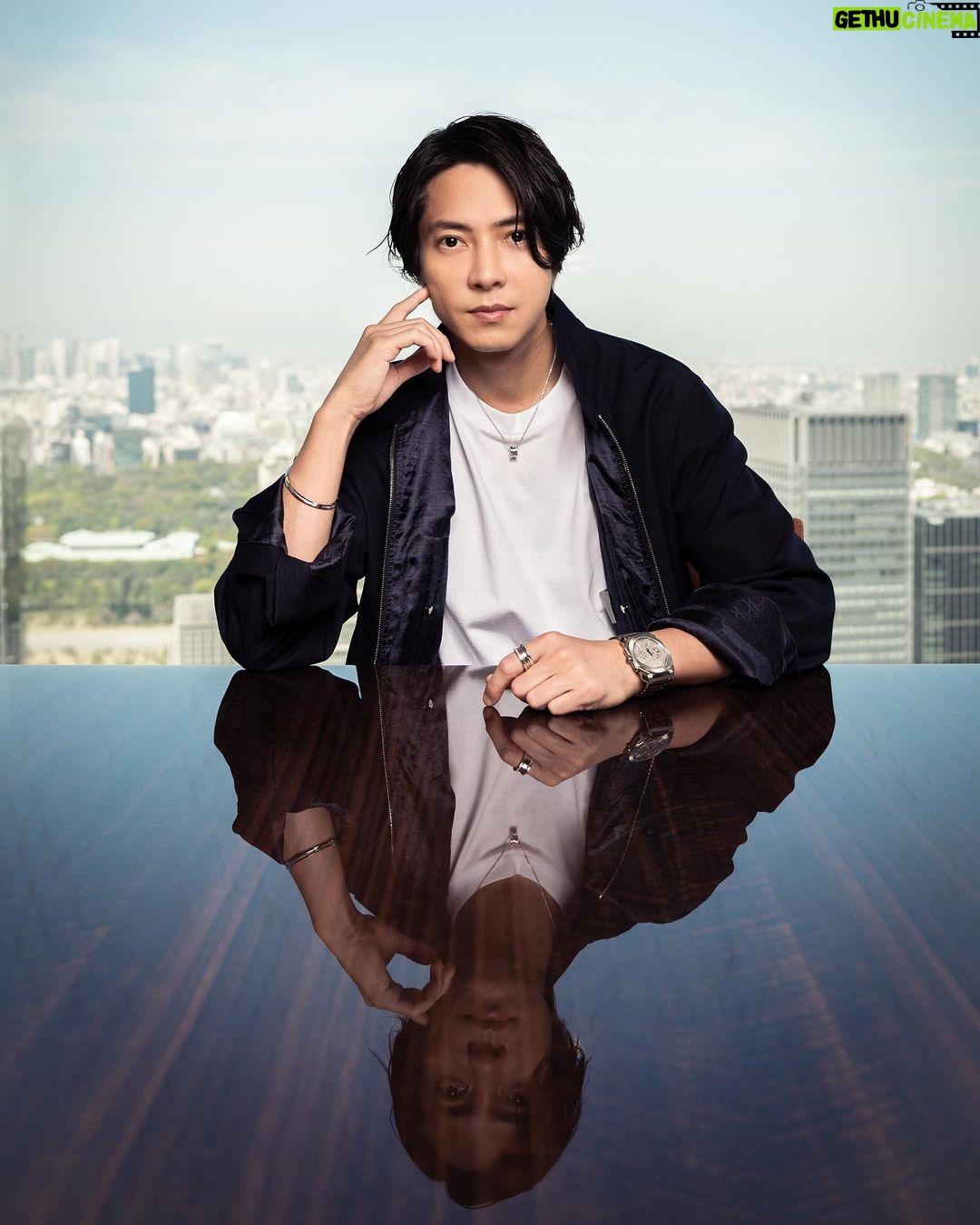 Tomohisa Yamashita Instagram - Celebrating my birthday in #Bulgari style! Follow me as I discovered the Maison’s prestigious new #BulgariHotelTokyo. Recharging at the gym and enjoying the breathtaking view over Tokyo's skyline, this new gem in the heart of my city is absolute luxury. @bulgarihotels #BulgariHotels