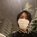 Tomohisa Yamashita Instagram - 久々の雪に少し嬉しくなり、 家に帰る途中少し外を歩きました。⛄️ I was a little excited with the snow after a long time, so I walked outside for a while on my way home. #snow #雪