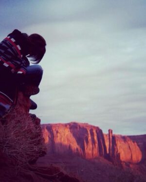 Tomohisa Yamashita Instagram - 10年前にアメリカ横断の旅に出て、ルート66を旅させてもらいました。
そこで、英語勉強したい。って強く思って。少しは成長できたかなぁと自問自答しています。まだまだだな。
今回、かなり弾丸ツアーではありますが、仕事があり一瞬、LAに来て、サンタモニカのルート66の終着点まで行ってきました。感慨深いです。
僕の旅はまたここから始まる。
そういう思いで頑張ります！

Ten years ago, I embarked on a trip across the United States and traveled on Route 66.
That trip made me want to learn English. 
Now I’m asking self if I improved?
Not enough,but Im getting closer day by day.
This time, for a moment I had a really quick trip to la for work so I went to the end point of Route 66 in Santa Monica.  I am kinda moved.
 My journey starts here again.
 I will do my best with that in mind!