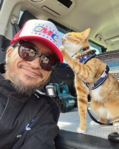 Tomoya Nagase Instagram - AVCCライダーの皆さま。 あなた達との最高の時間に感無量。 あなた達が居てくれるからレースが面白くなるんです。 危険や恐怖を恐れず参加しててくれてありがとうございます。 必ずまたサーキットで。　 無事完走して戻ってきたら、よく頑張ったと頭を撫でてくれました。 #いつもありがとう #以上