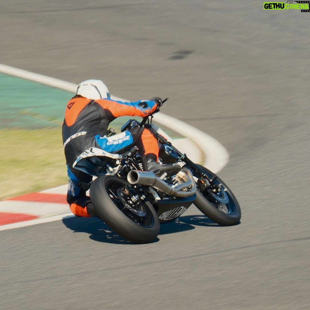 Tomoya Nagase Instagram - @joyridespeedshop @rough_motorcycle_garage @gen_loveearart @challenger_brigade @avcc_info @ingly_mongly #47