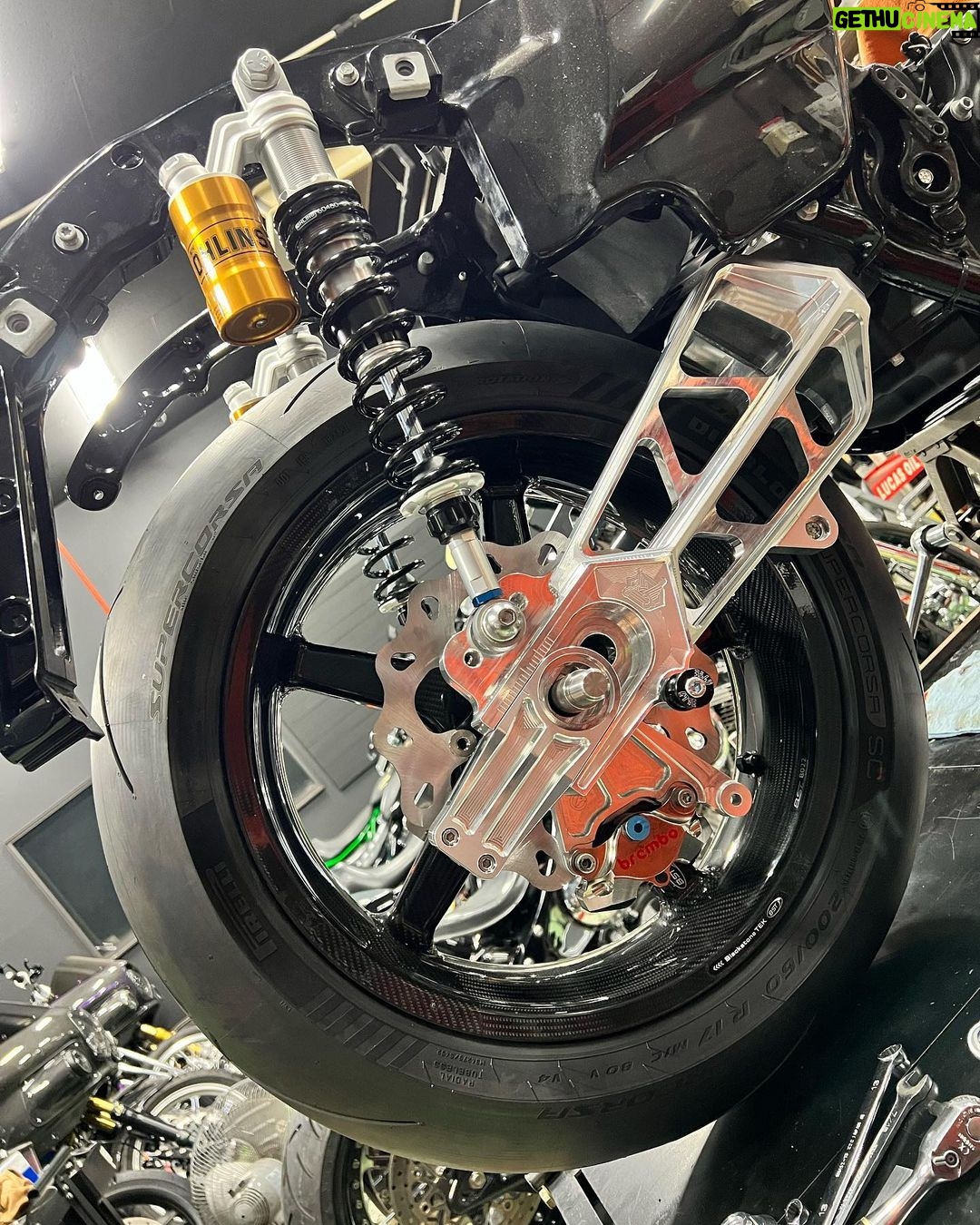 Tomoya Nagase Instagram - Bugger Racer Project. @kensfactory @joyridespeedshop @challenger_brigade #47