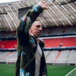 Toni Kroos Instagram - 𝘽𝙞𝙚𝙣𝙫𝙚𝙣𝙪𝙚, @franckribery7. 👋⚽️ Das wird krass, versprochen! 👊 FR7 ist bei @theiconleague als Teamhead mit am Start! #NewAnnouncement #TheIconLeague Munich, Germany