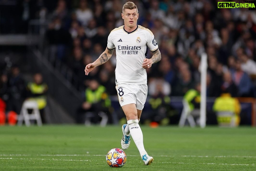 Toni Kroos Instagram - Bit of luck but through to the quarters
