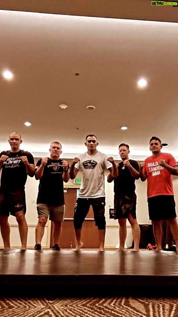 Tony Ferguson Instagram - “Going After🏔️Green” -Team El Cucuy- 🦹‍♂️ UFC🏔️291 Salt Lake City, Utah 2023 Special Shout-out & Thank You To All Of My Crew🍃 For Getting Me Ready 🥇 -CSO- 🇺🇸🏆🇲🇽 # CalmBeforeTheStorm💨