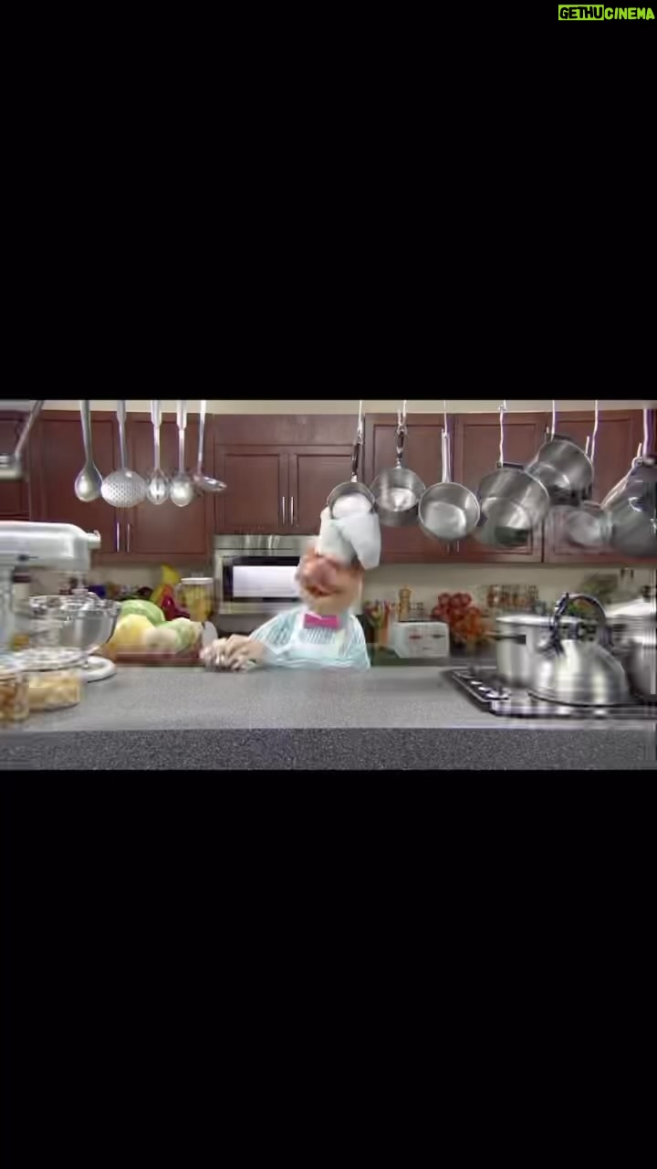 Tony Ferguson Instagram - “Typical⚔️🕶Routine For Yours👨🍳Truly” All The🍝Sauce, Not The🧃Juice On This🙏Glorious Mcnugget🥇Monday 📈 Stay🔛Tuned Crew🍃,.. Papi Chulo🎅Cucuy Got Somethin’ Cookin’ For🎭Ya’ll & Its Not Even🍮Tuesday- Champ 🥷 -CSO- 🇺🇸🏆🇲🇽 # 🥁💨🍃 Current🚣💨🍃Mude 👨🍳 # Fah-Hur-Dee-Burg # Bork🥇Bork