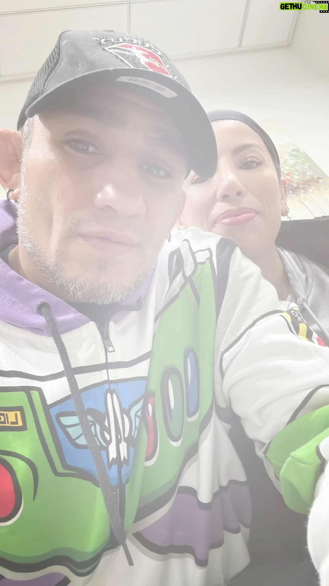 Tony Ferguson Instagram - “Arthros🫡CopyThat ” ⚔️🕶️ -CSO- 🇺🇸🏆🇲🇽 # UpGrade 📈 Thanks Dr.👨⚕️Mora 🤝- Champ 🦹♂️ # Be’GonBone🦴Fragments 🥇 Morning 3 Hour Sesh’ In The Boox 📚 # Wolverine⚔️🕶️Recovery # TwoWeeks 🌱