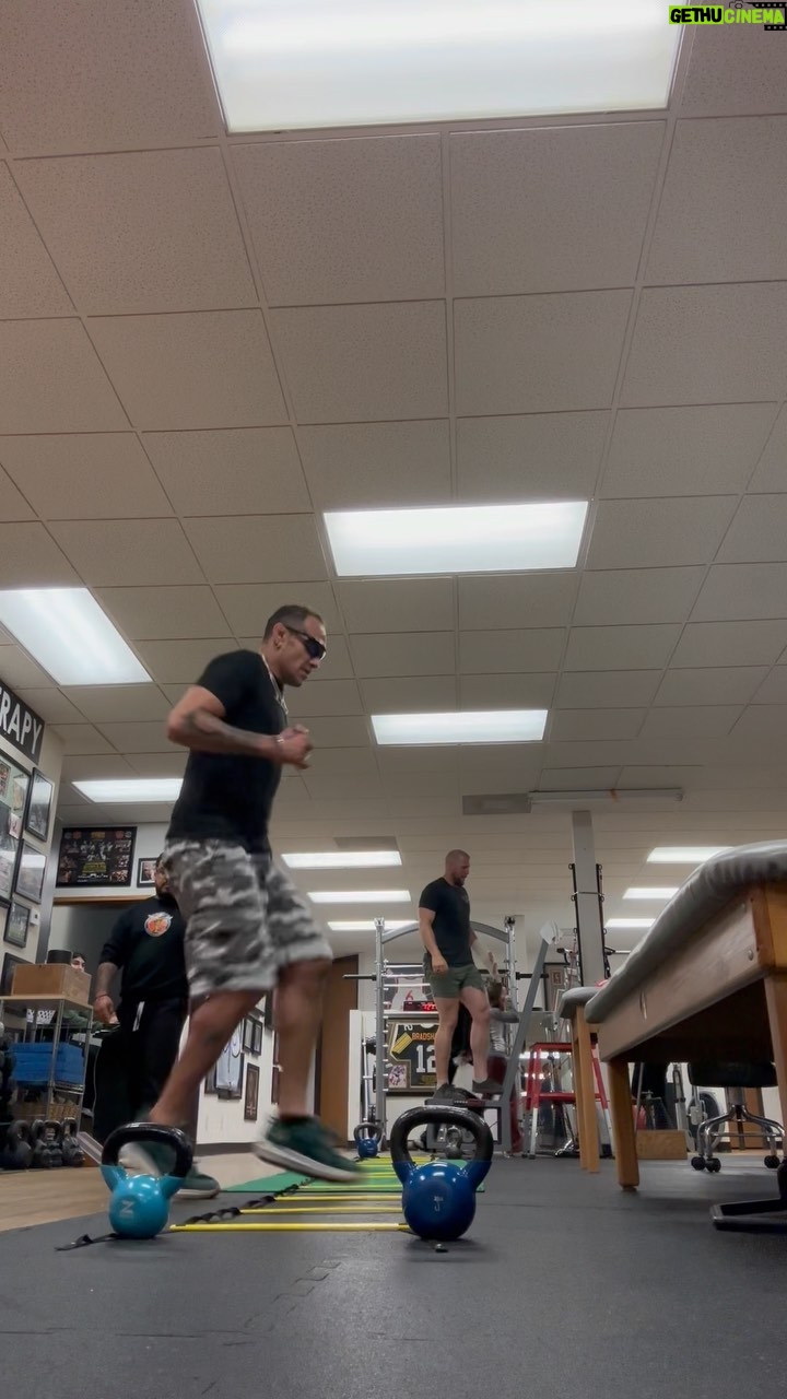 Tony Ferguson Instagram - “Zone In 🔛 What Needs To Be✔️Done” ⚔️🕶️ -CSO- 🇺🇸🏆🇲🇽 # Limitless ♾️
