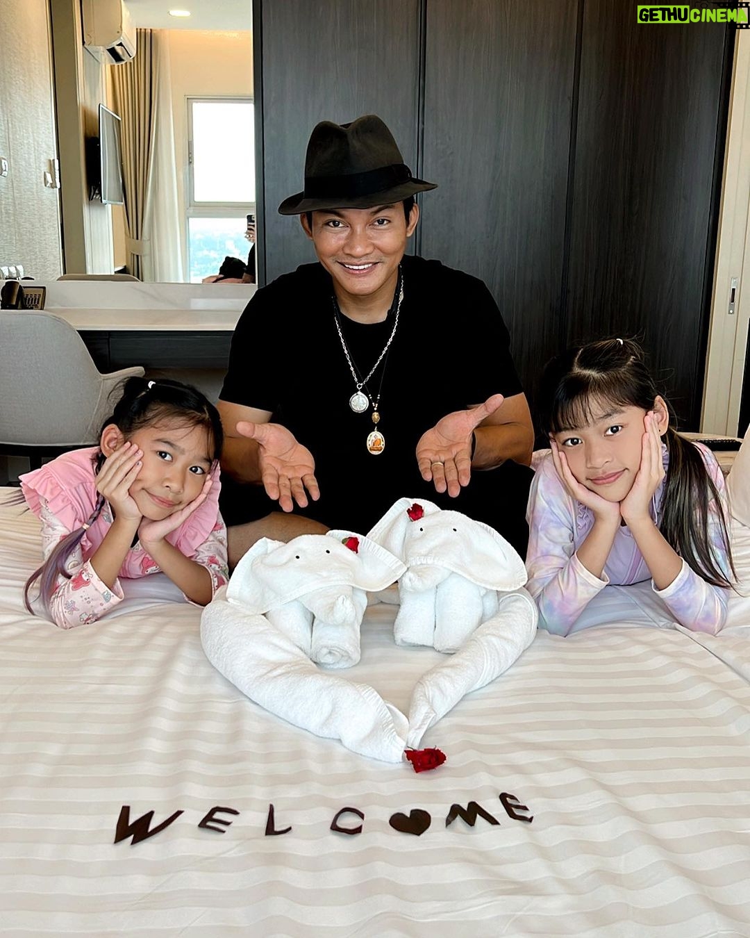 Tony Jaa - 19.3K Likes - Thank you for your take care 🙏❤️🐘🇹🇭🎉